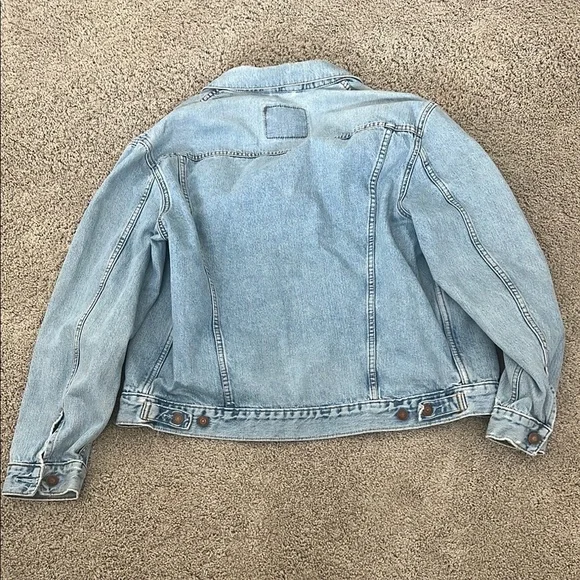 Levi's Light Blue Jean Jacket - Picture 3 of 4